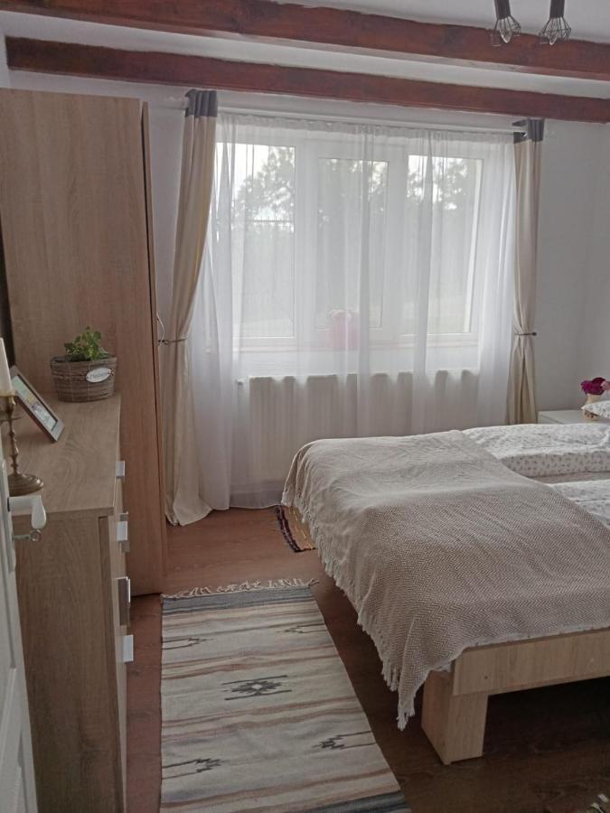 Casuta Din Deal Vaideeni Kültér fotó
